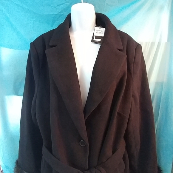 City Chic  Faux Fur Cuff Long Dress Coat Sz 2X - Picture 2 of 5